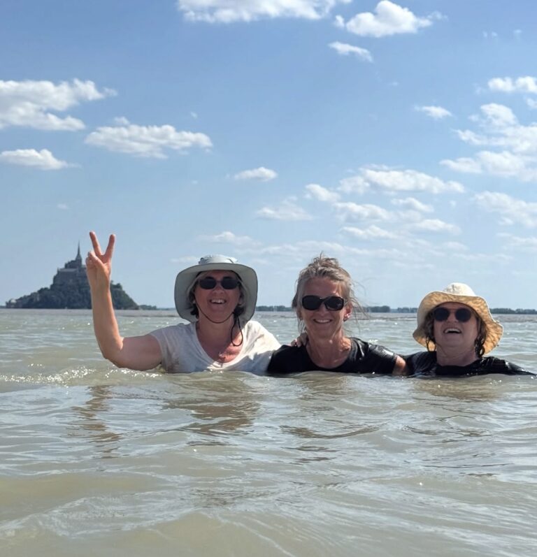 Traversée de la Baie les épaules dans l'eau